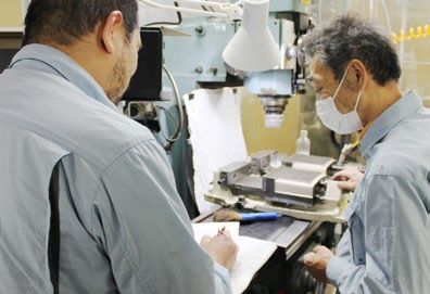 渡辺精機は 構想設計段階から お客様のご相談にのります。