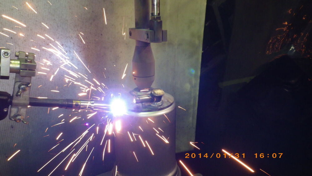 円周自動溶接機