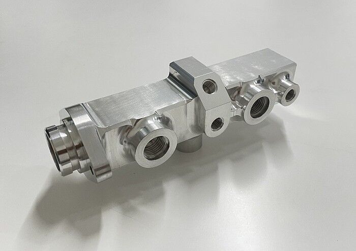 素材：アルミニウム（A5052）作成時間：15時間