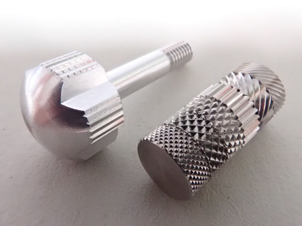 ローレット加工