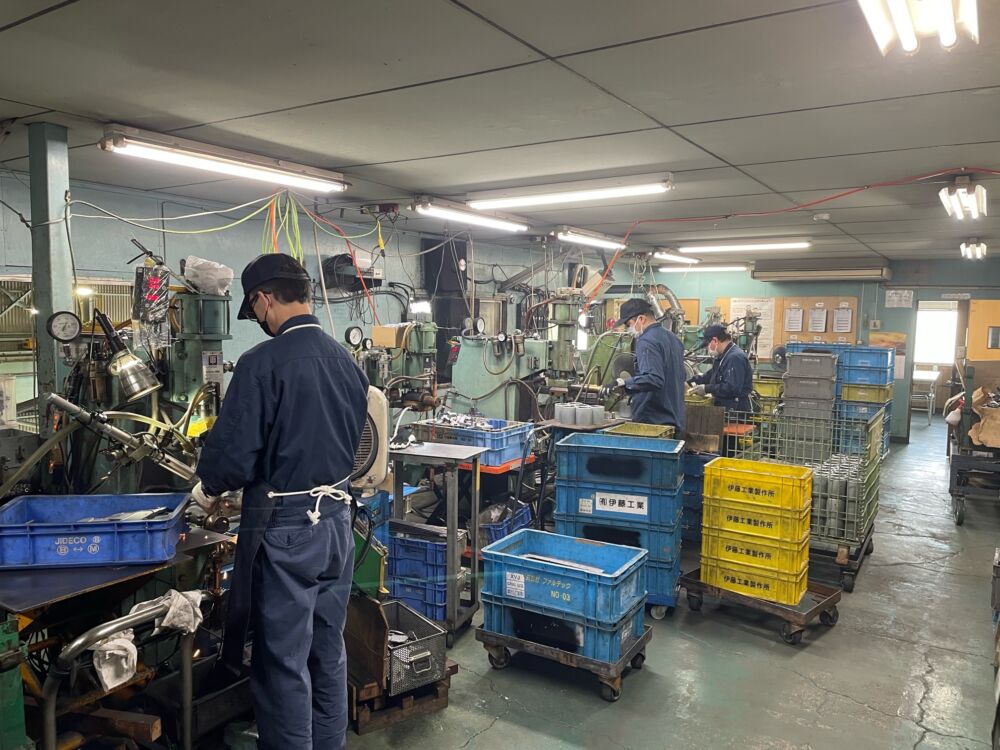 スポット溶接ライン